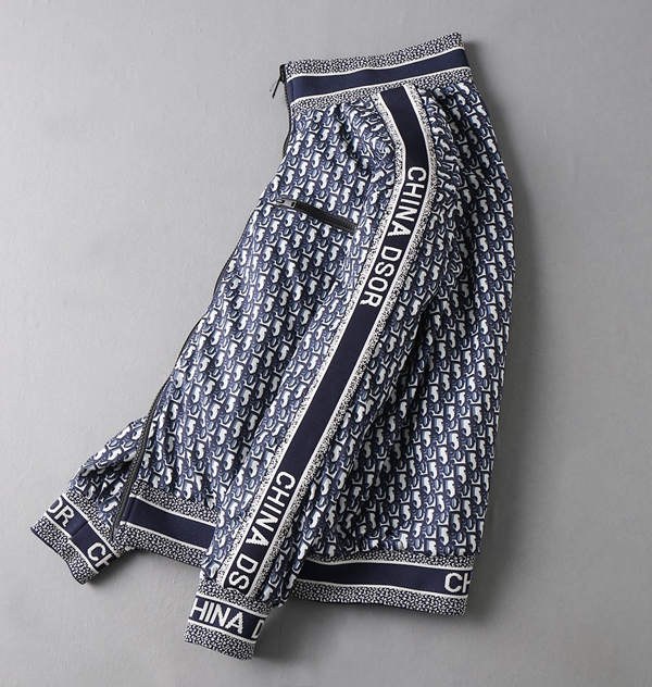 ブランドジャケット側面デザイン